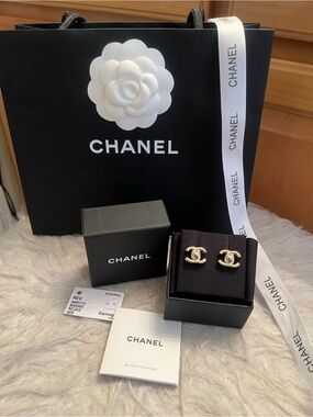 CHANEL Gold Double CC Logo Stud Earrings